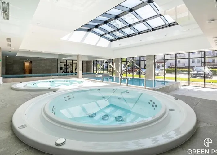 Apartament Green Port Basen & Jacuzzi Kolobrzeg