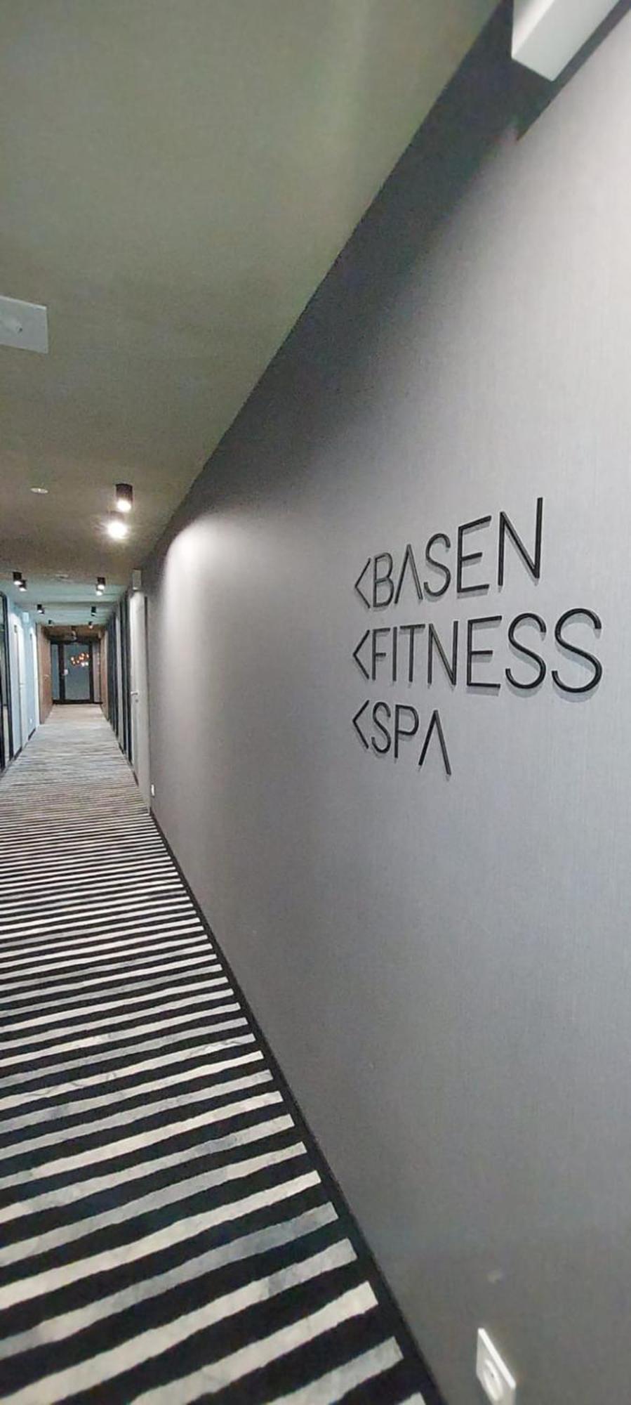 Port Basen & Jacuzzi Apartment Kolobrzeg